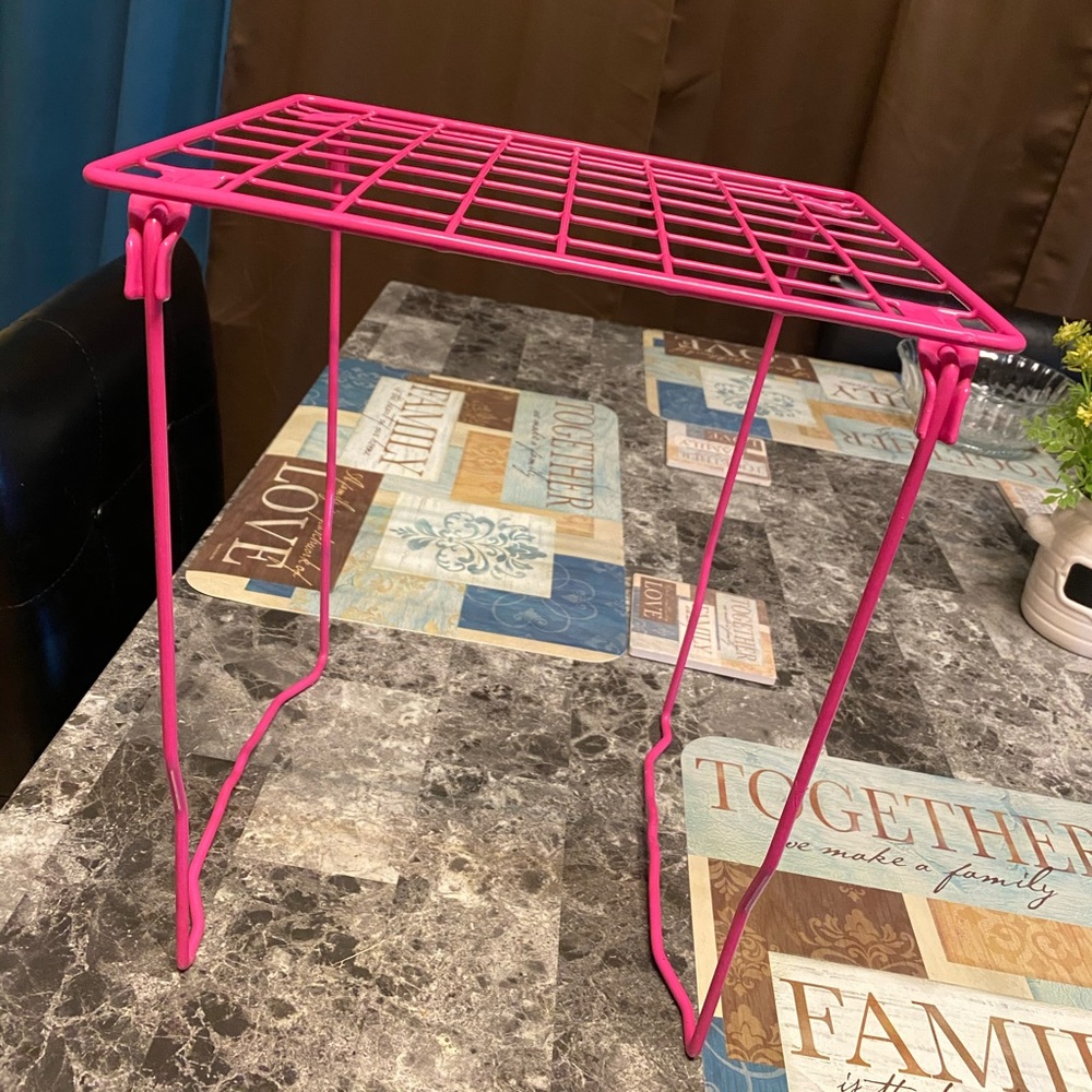 Pink School Locker Stand